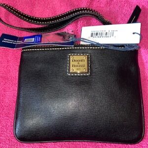 Dooney & Bourke Wristlet NWT
